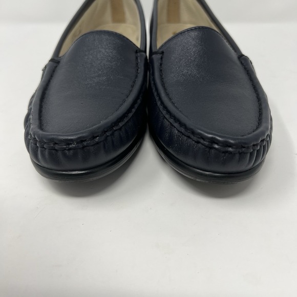 Women's SAS Navy Slip On Loafers Tripad Size 8S Excellent Condition - Picture 4 of 9